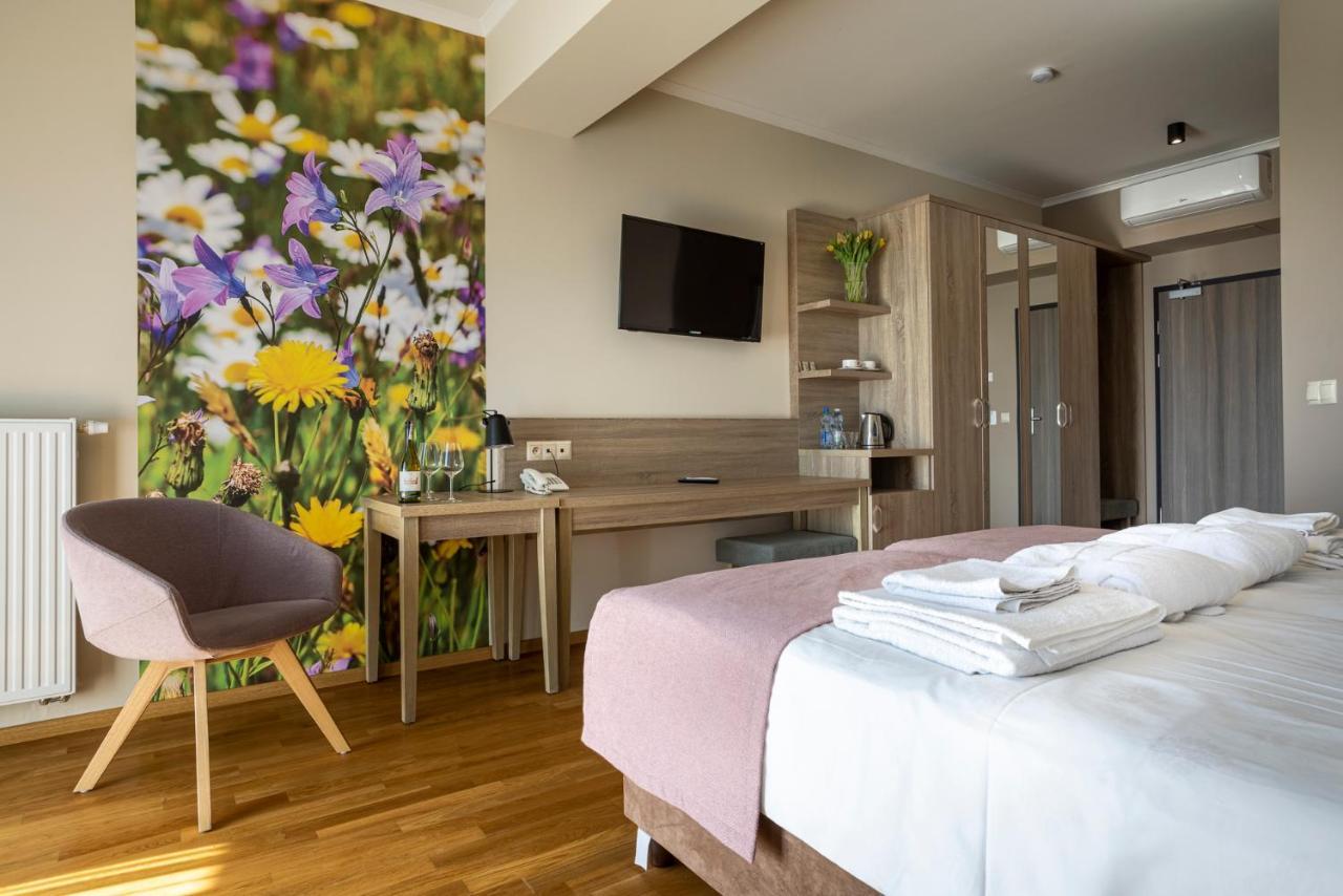 Terma Slowacki Resort Medical Spa Busko-Zdrój Dış mekan fotoğraf